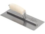 Marshalltown Gezahnte Kelle, V-6x6x mm, gebogener Holzgriff, Stahl, Maße: 279x114 mm – Bild 4