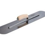 Marshalltown Glättkelle, Voll abgerundet mit Holzgriff, Carbonstahl, Maße: 610x102 mm