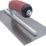 Marshalltown Trockenwandkelle, Gebogener Durasoft Griff, Carbonstahl, Maße: 279x114 mm