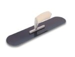 Marshalltown Poolkelle mit abgerundeten Enden, 6 sichtbare Nieten, Holzgriff, Blaustahl, Maße: 457x102 mm – Bild 5