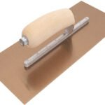 Marshalltown DuraFlex Glättkelle, Holzgriff, Lange Halterung, Goldstahl, Maße: 330x127 mm