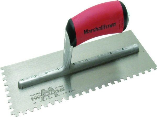 Marshalltown Gezahnte Kelle, Linkshänder, U-6x13x6 mm, Durasoft Griff, Stahl, Maße: 279x114 mm