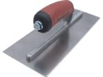 Marshalltown Gezahnte Kelle, V-4,5x4 mm, Durasoft Griff, Stahl, Maße: 279x114 mm – Bild 3