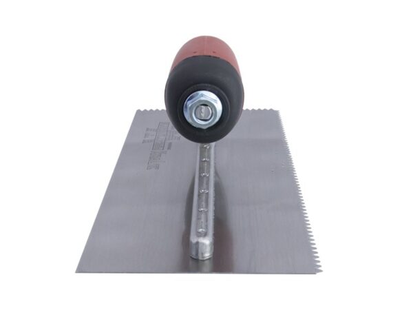 Marshalltown Gezahnte Kelle, V-4,5x4 mm, Durasoft Griff, Stahl, Maße: 279x114 mm