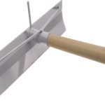 Marshalltown QLT Betonverteiler, mit Haken, 1372 mm Holzstiel, Aluminium, Maße: 495x102  mm