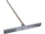 Marshalltown Betonverteiler/ Rakel mit 2134 mm Holzstiel, Magnesium, Maße: 762x76 mm – Bild 4