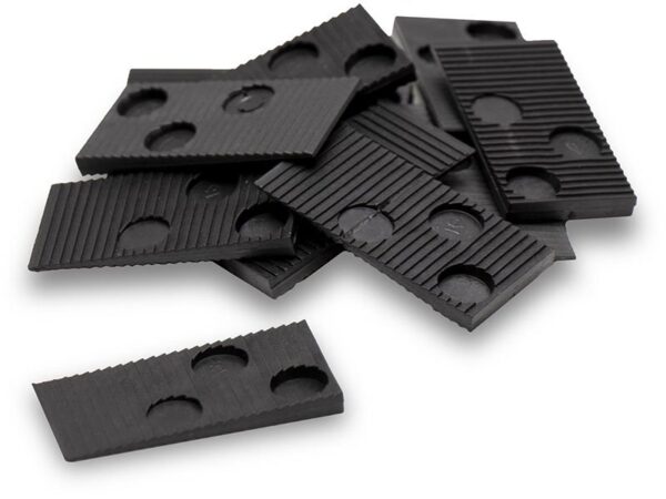 Bullet by Marshalltown Wandabstandshalter für Bodenbeläge, 48/Pack, Kunststoff, schwarz, Maße: 44x29 mm