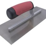 Marshalltown QLT Gezahnte Kelle, U-1,5x0,75x0,75 mm, Soft Grip Griff, Stahl,  Maße: 279x114 mm