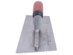 Marshalltown Gezahnte und einseitig gekürzte Kelle, Flaches V- 2,5x2,5x2,5 mm, Durasoft Griff, Stahl, Maße: 279x114 mm – Bild 3